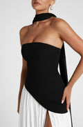 Vestido Maxi Elegante Isadora™ com Fenda: Conforto Luxuoso para Eventos Memoráveis