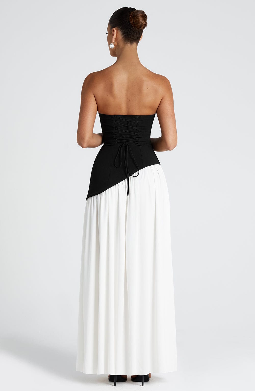 Vestido Maxi Elegante Isadora™ com Fenda: Conforto Luxuoso para Eventos Memoráveis